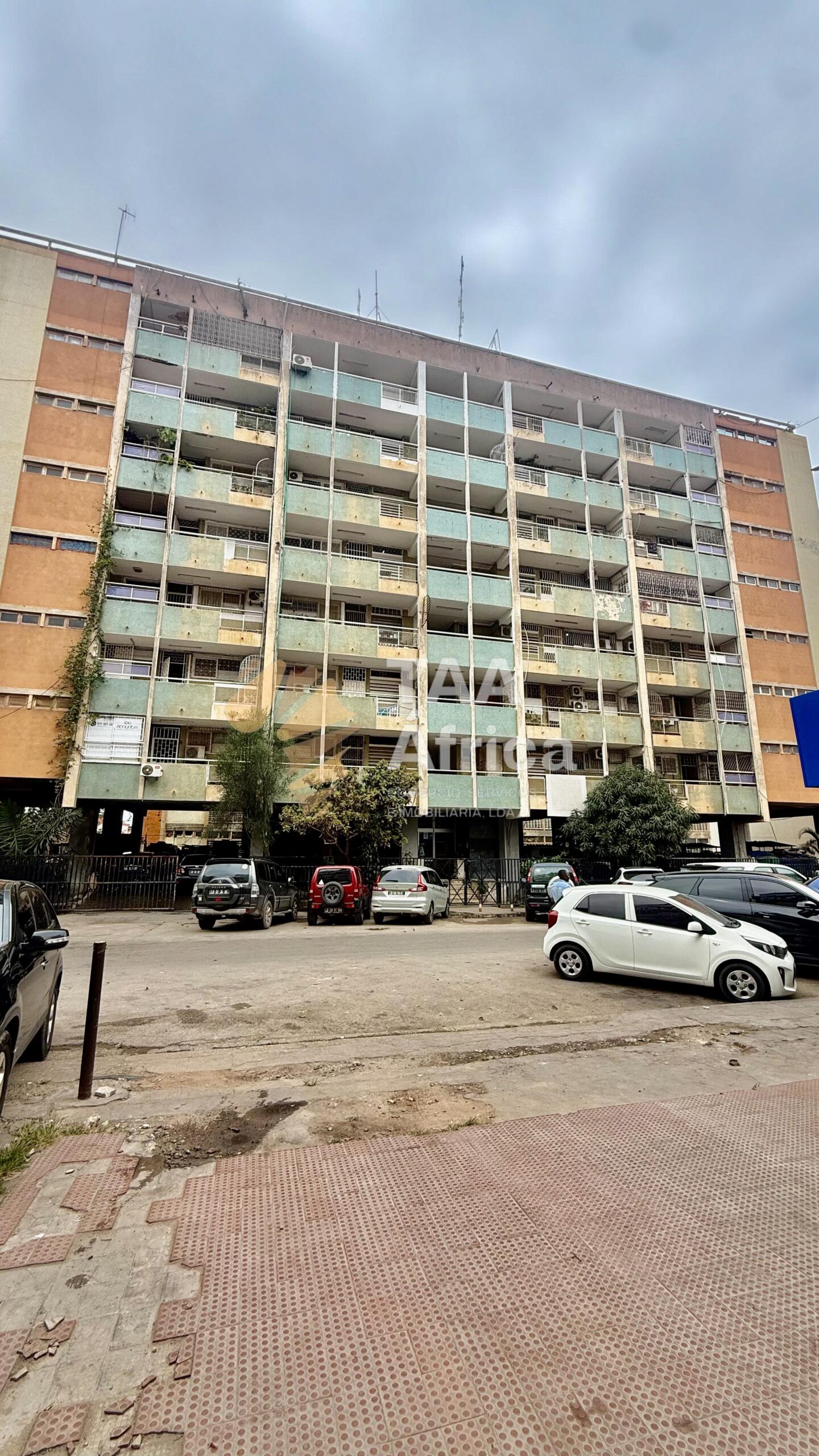 APARTAMENTO T2 NA RUA EMÍLIO M’BIMBI – ALVALADE
