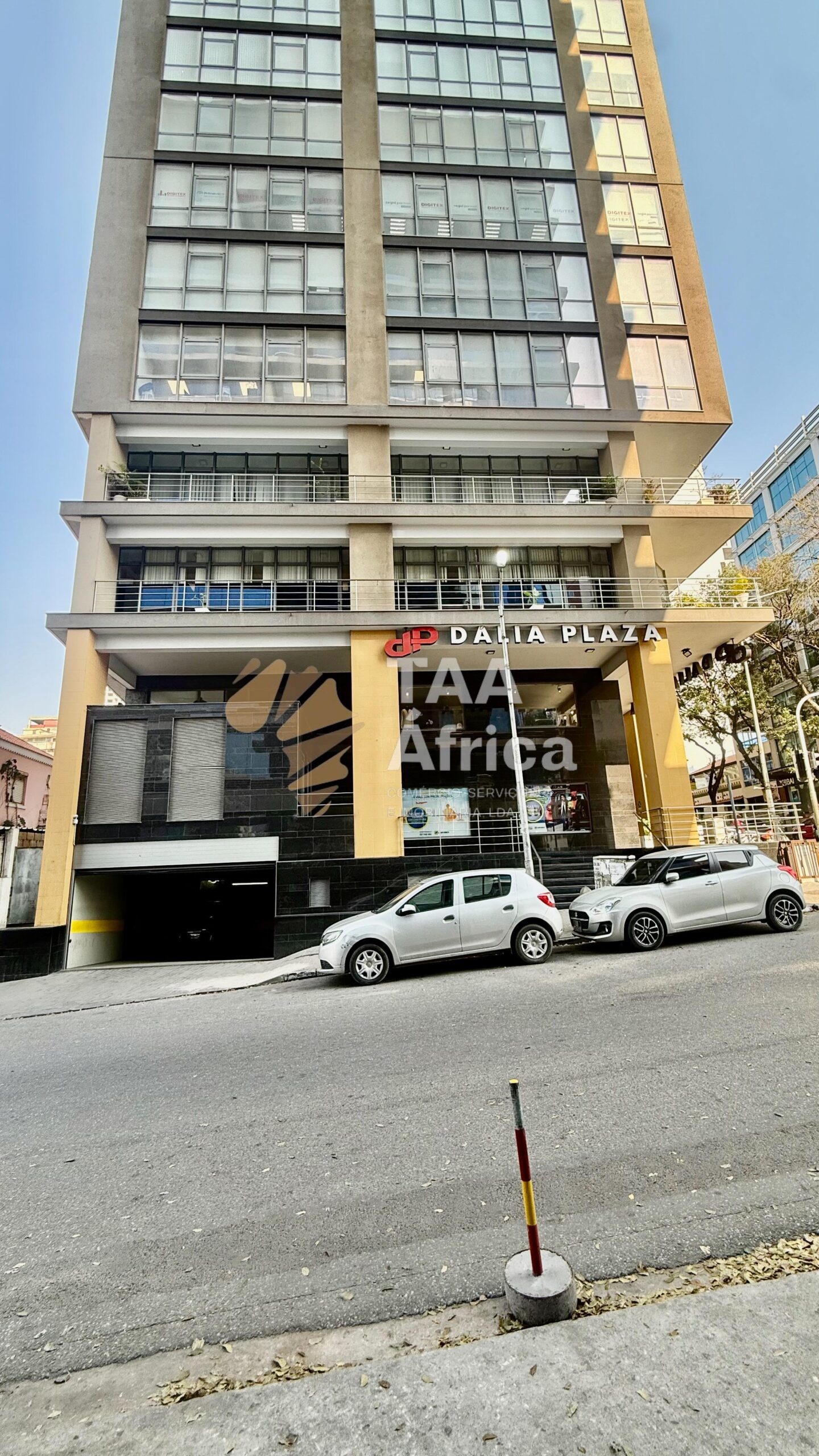ESCRITÓRIO DE 120M2 NO EDIFÍCIO DÁLIA PLAZA – INGOMBOTA