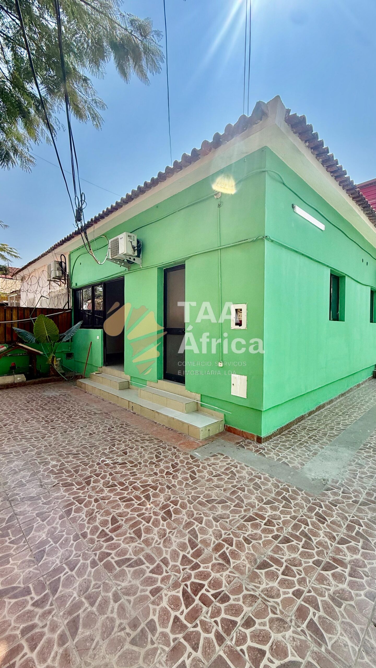 GUEST HOUSE NA VILA ALICE