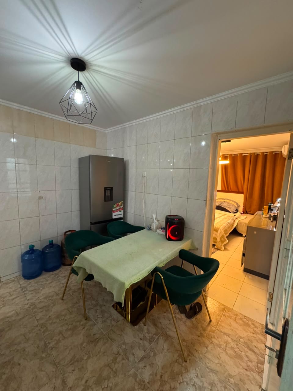 APARTAMENTO T2 NO AVENIDA BRASIL