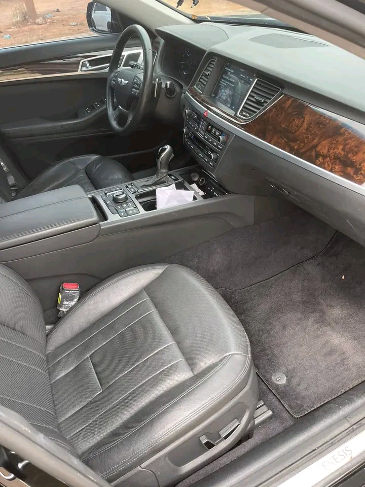 Hyundai genesis