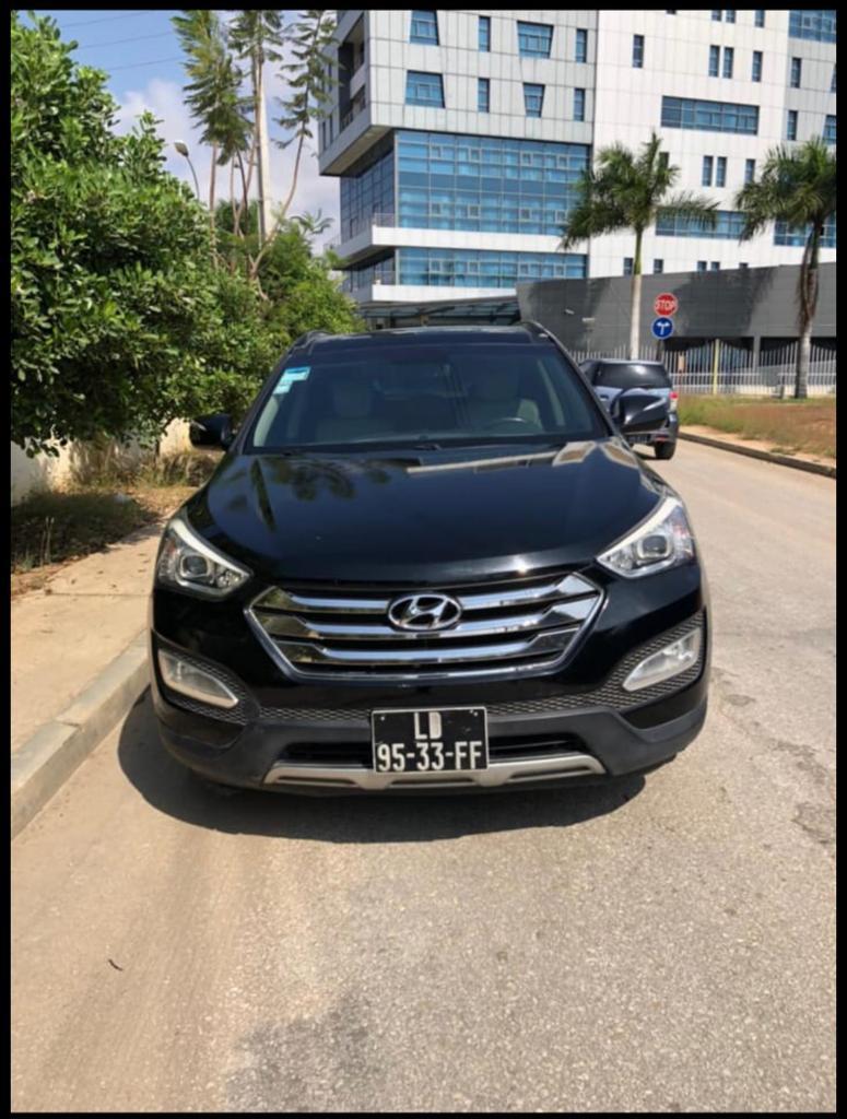 Hyundai Santa fé motor selado tudo bom.