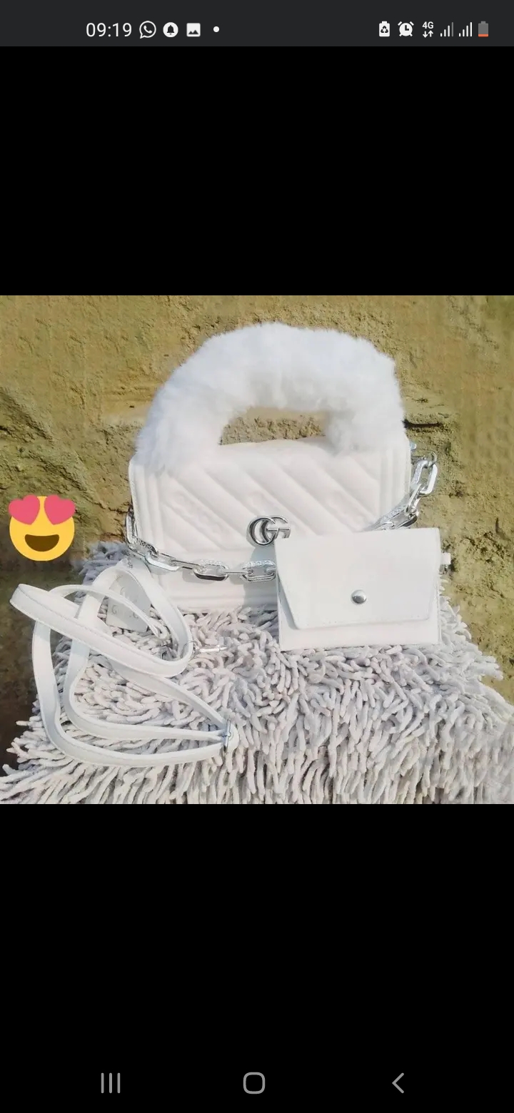 Roupas, calçados ,e pastass