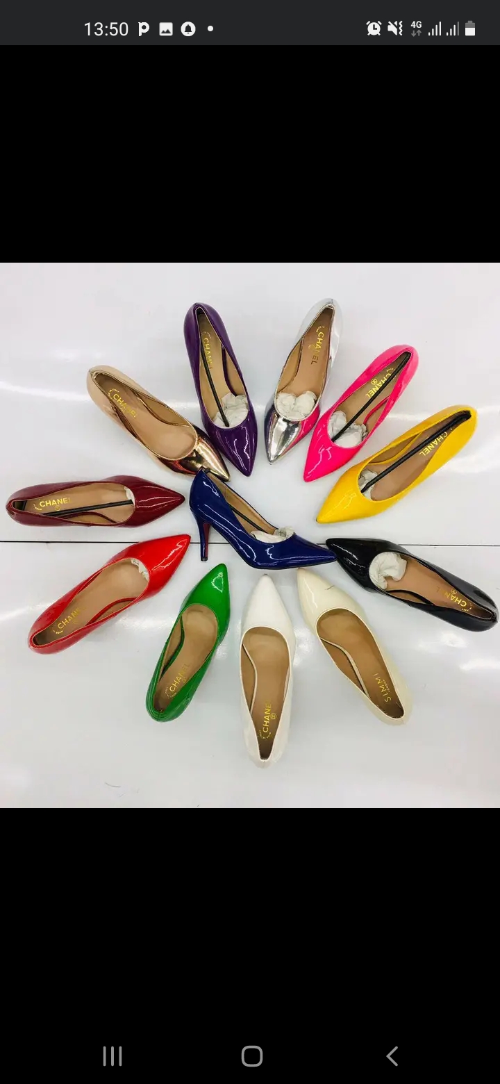 Roupas, calçados ,e pastass