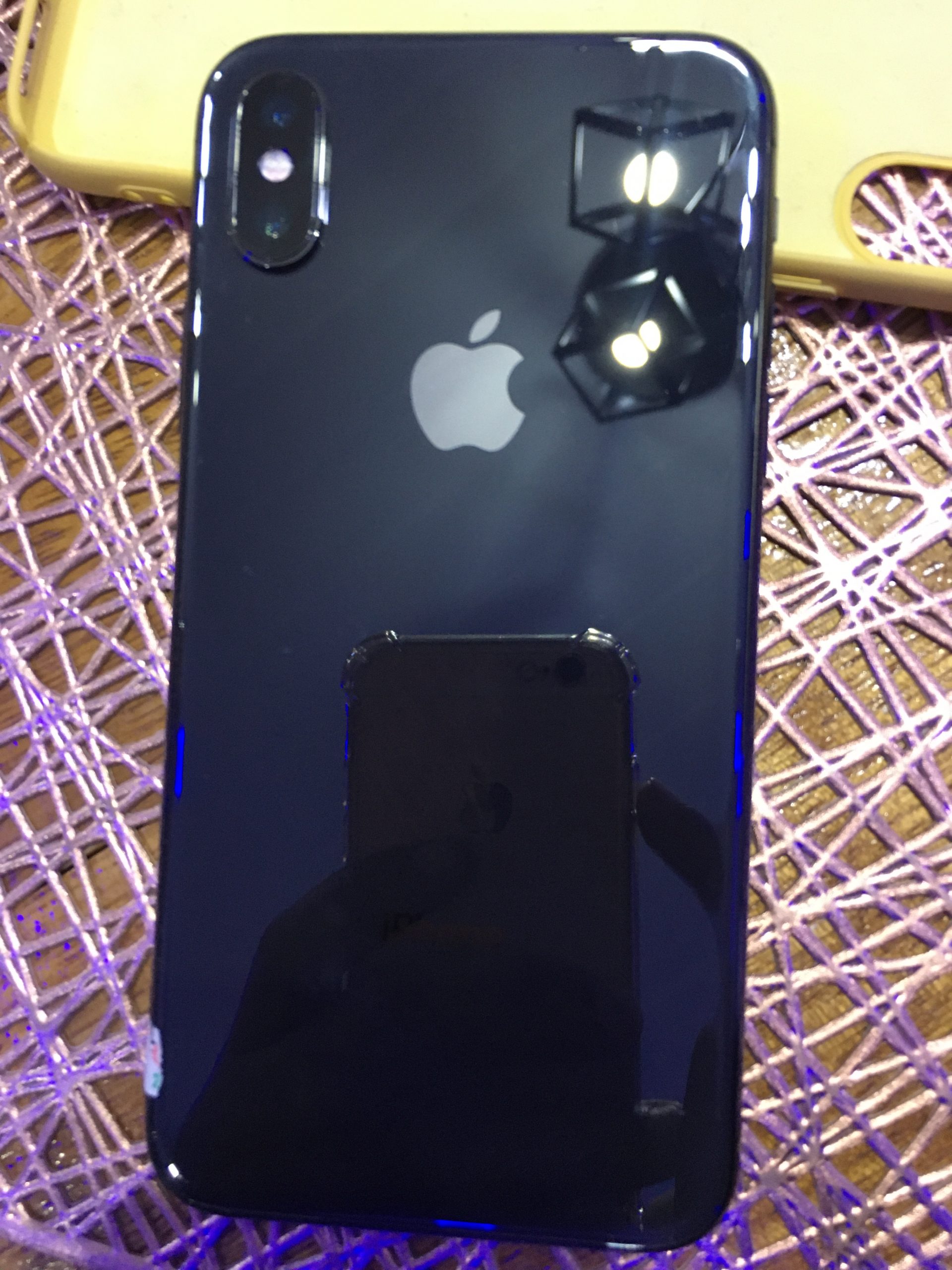 iPhone X