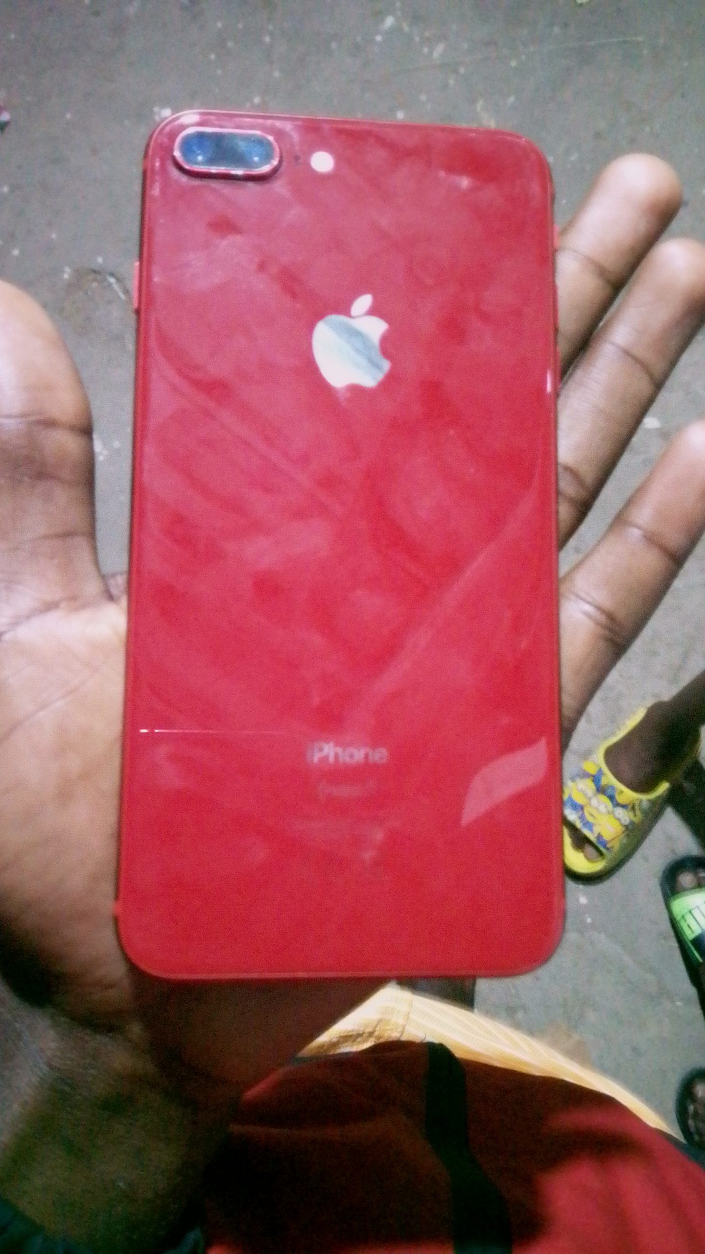 Desapego o meu iphone 8 Plus