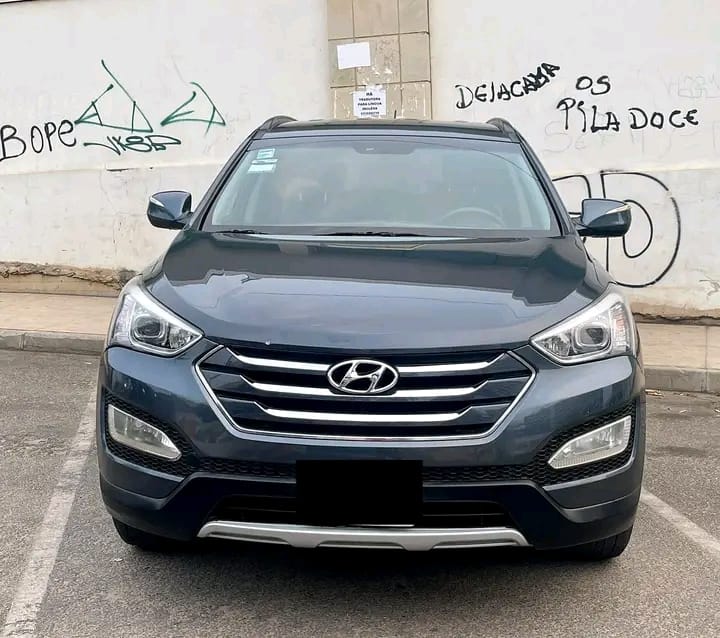 •Hyundai SantaFé