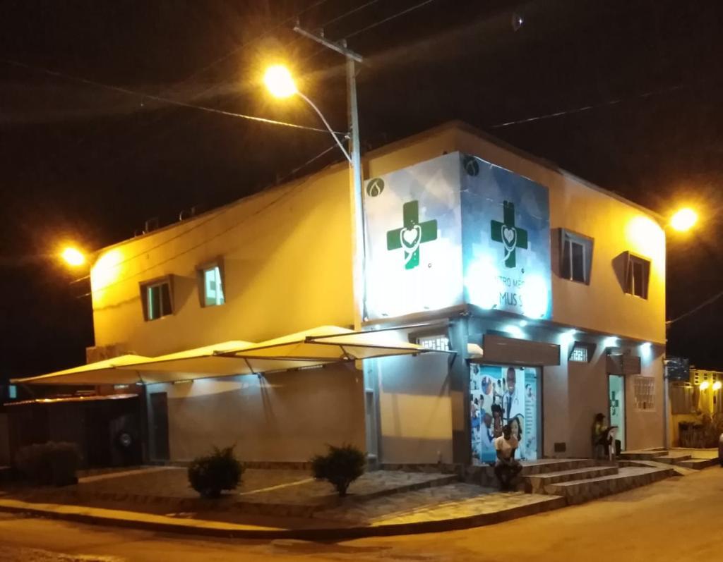 Clínica Avenda ✅ Localizada no Zango 3 na Primeira paragem, Rua 3