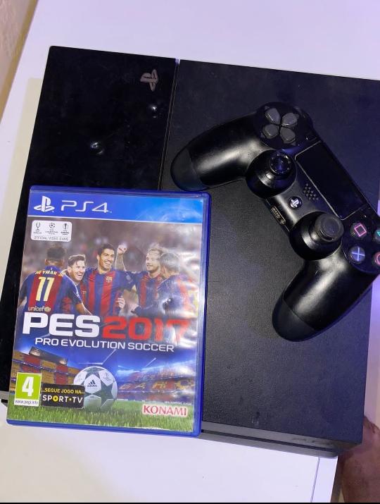 Playstation 4 cavalo