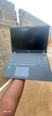 Computador novo -Notebook Acer Intel Core i5 “Tipo grande”