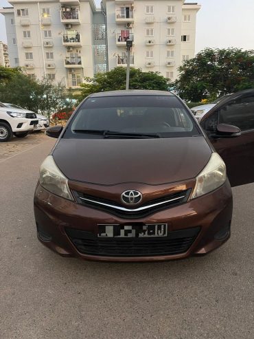 Toyota Yaris série IJ à venda