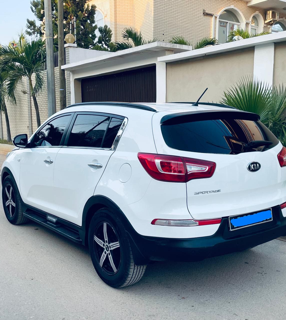 KIA SPORTAGE FULL