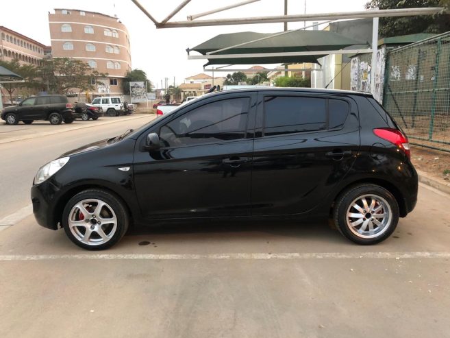 Hyundai I20 à venda