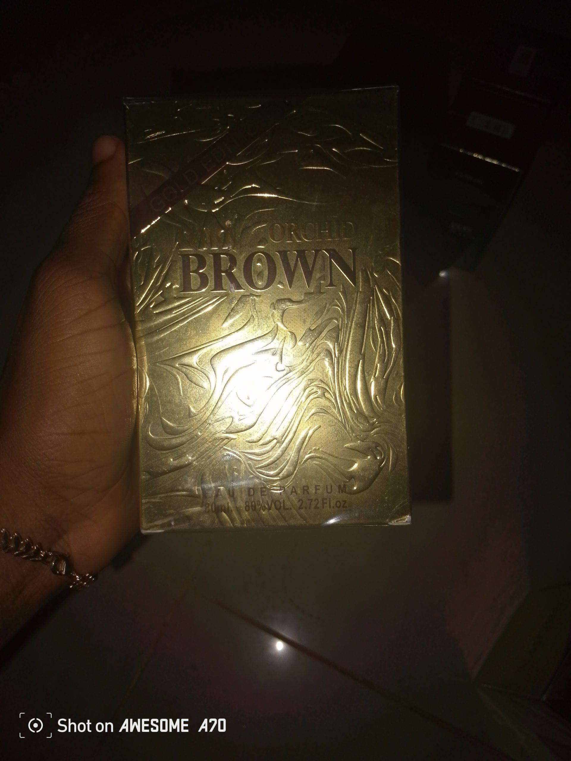Perfumes à venda