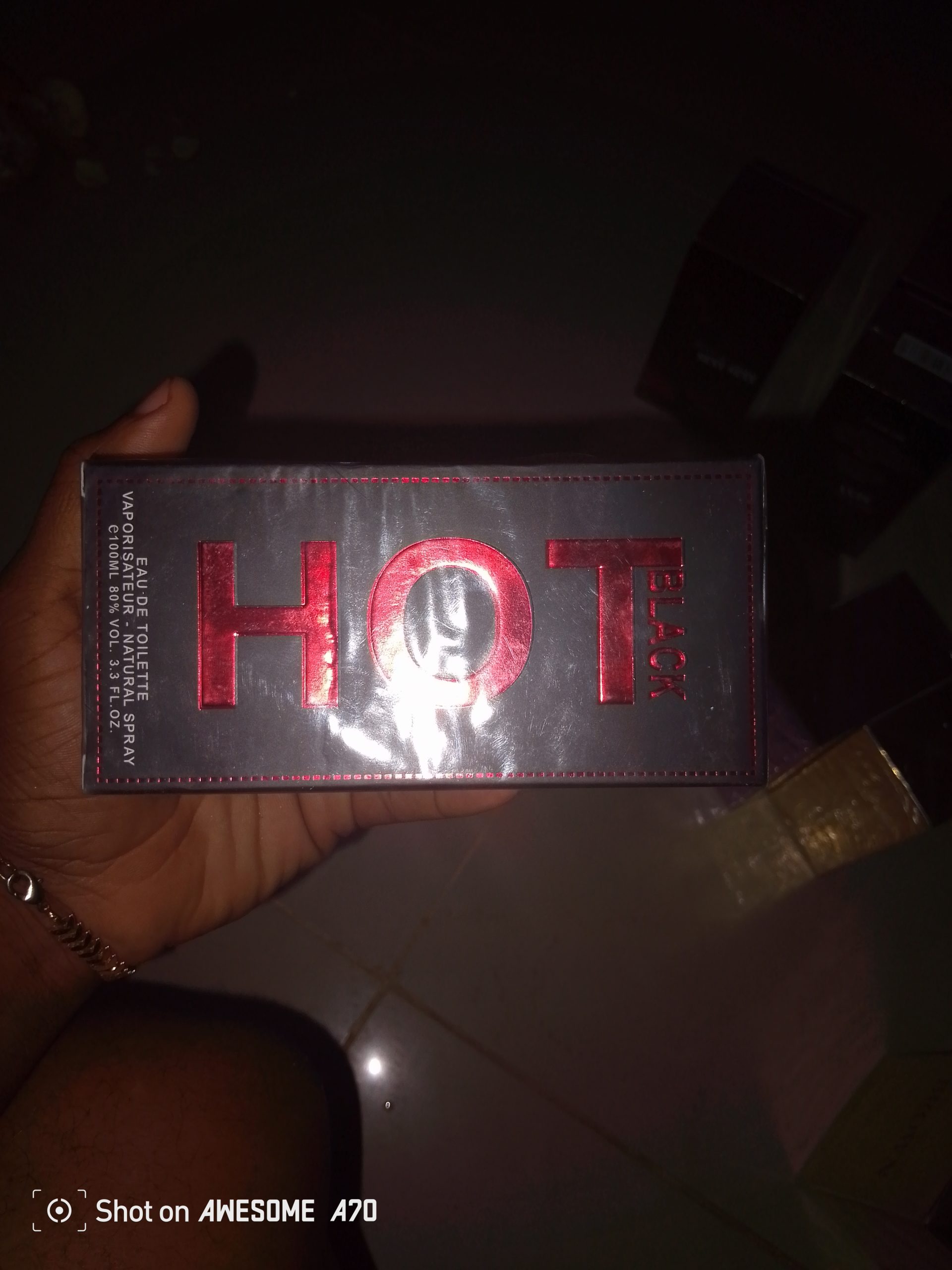 Perfumes à venda