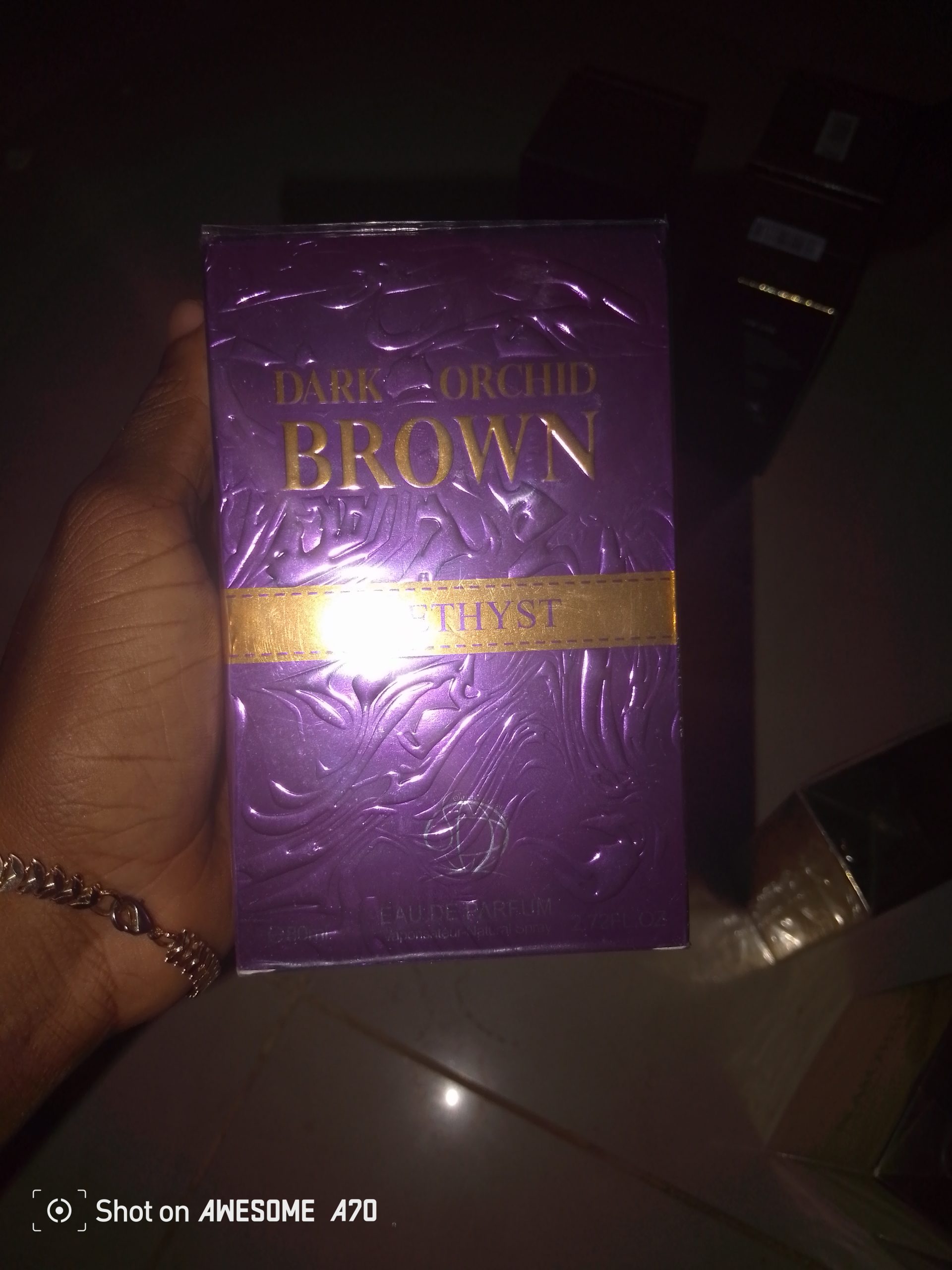 Perfumes à venda