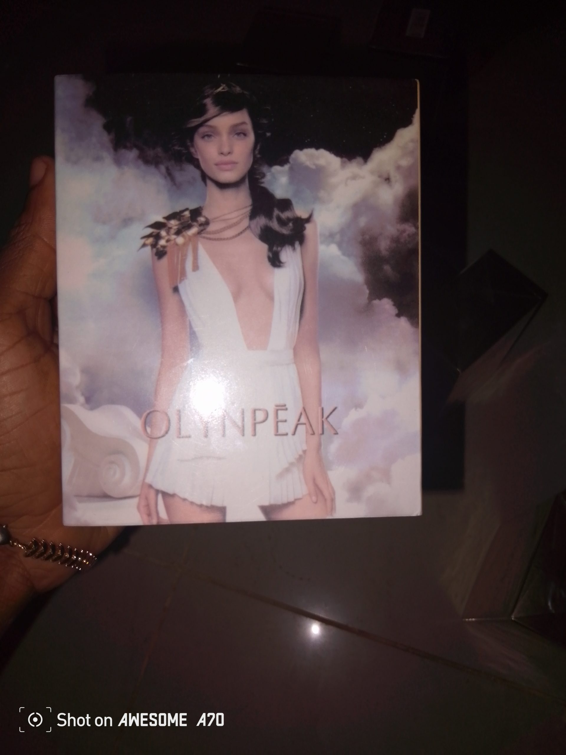 Perfumes à venda