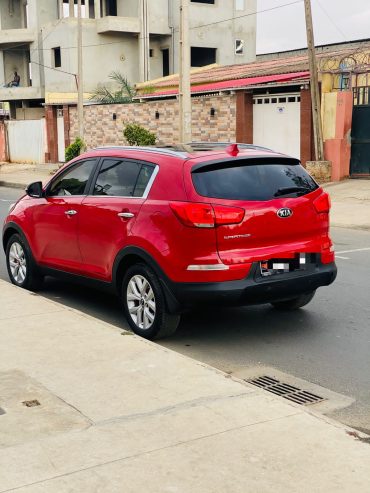 KIA SPORTAGE FULL OPTIONS (Vermelho)