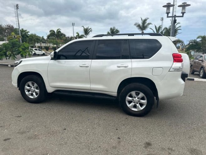 VENDO TOYOTA PRADO TXL