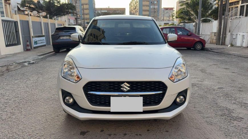 SUZUKI SWIFT 2023 700 km(00 km) / Igniçã Start/ Motor Selado/Com