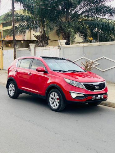 KIA SPORTAGE FULL OPTIONS (Vermelho)