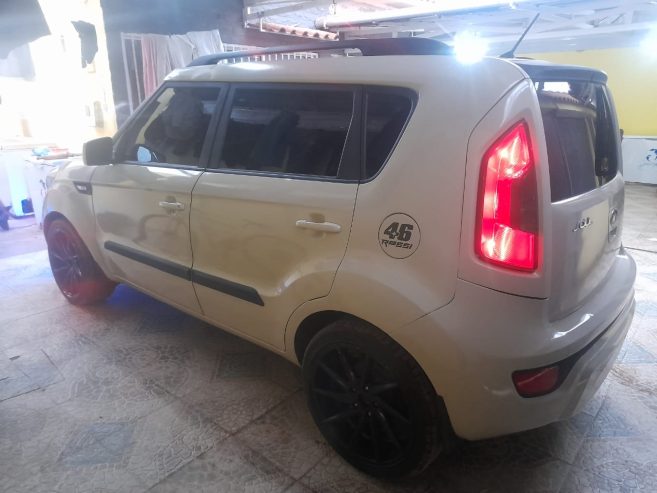 Kia Soul Cor Branco Pérola a Venda Carro Sem Problemas