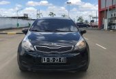 *KIA RIO DE MALA(Preto)* 📞934923282 Motor Seco (Revisado) Caixa