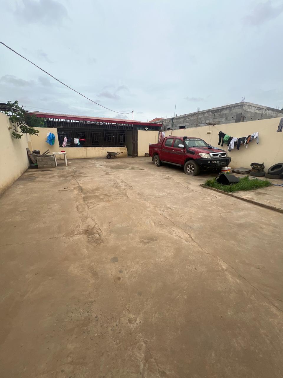 Vivenda T3 á venda no zango 0