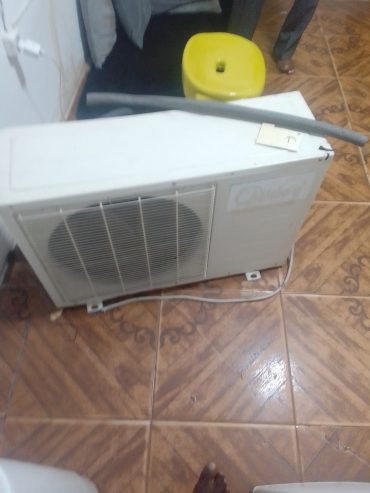 Está em bom estado A.C de 12BTU