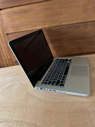 MACBOOK PRO 2012 / LENOVO CORE I5 / APPLE WATCH ( INFO NA DESCRI)