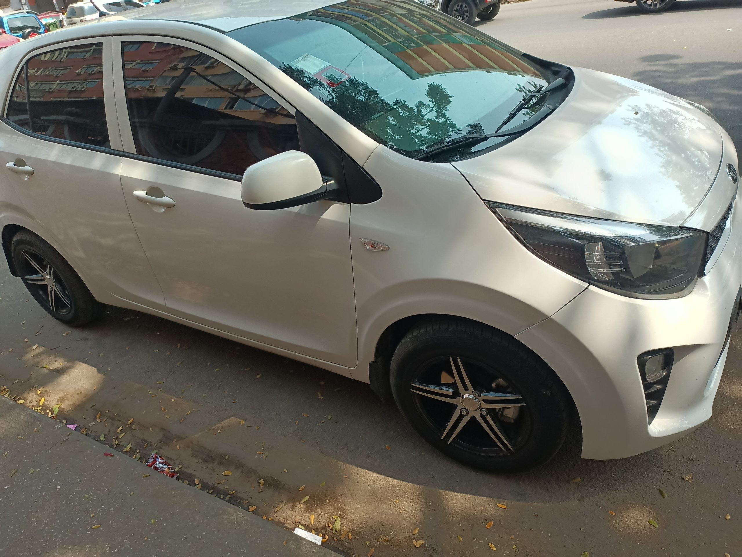 *KIA MORNING MOTOR SELADO* *O carro e Novo 21 Mil Quilômetros