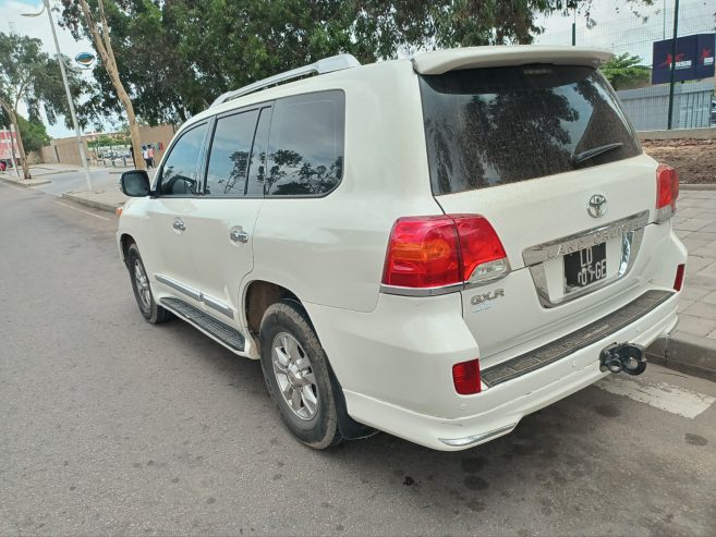 *TOYOTA LAND CRUISER V6 GXR GASOLINA* o carro tem Tudo de Origem