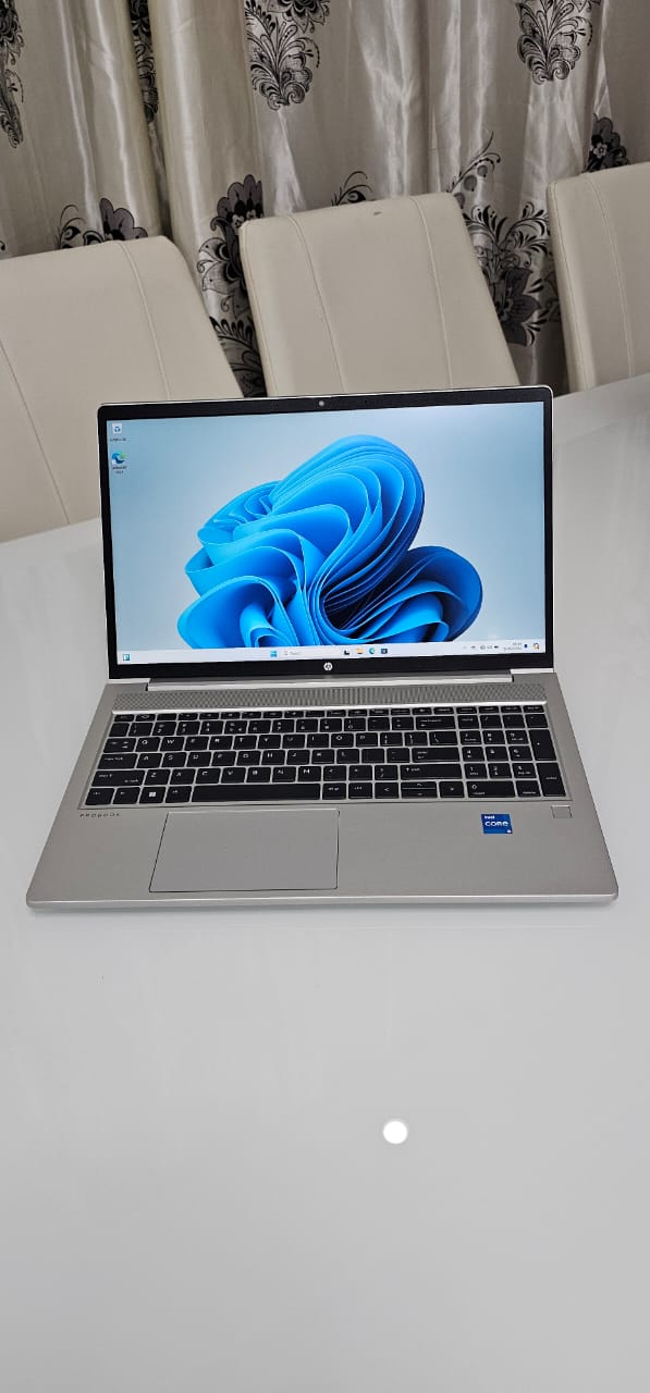 HP Probook 450 G8 Processador Intel Core i7-1165G7