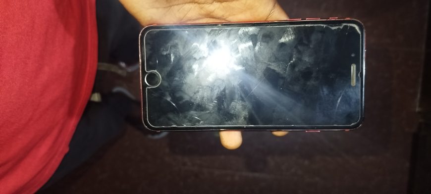 Vendo um iPhone 7 plus tudo em condições câmera muito limpas.