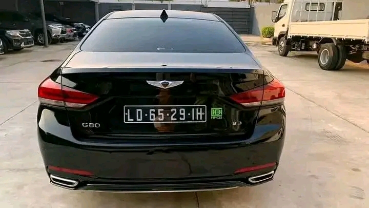 Hyundai Genesis G80