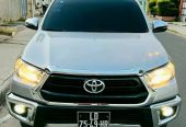 Toyota Hilux 934968223