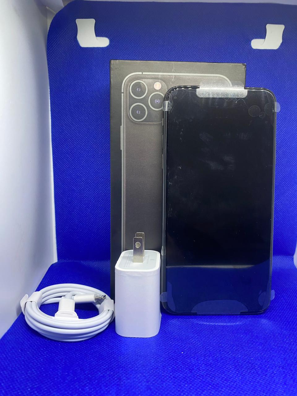 iPhones 11 pro max 256gb novos nas caixas