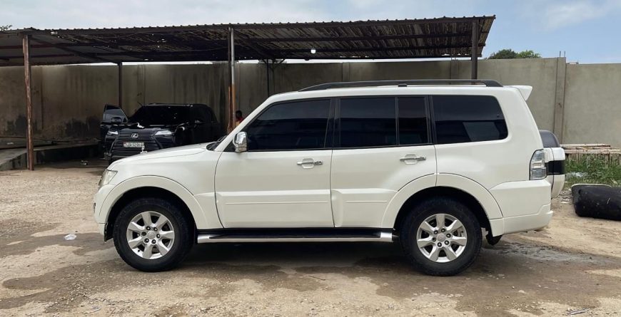 🚙 Mitsubishi Pajero Full Option GLS 🚙