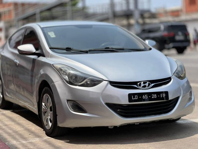 HYUNDAI ELANTRA 2015 🚗✨