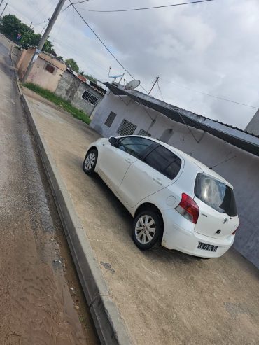 🚗🔥 Toyota Yaris à Venda