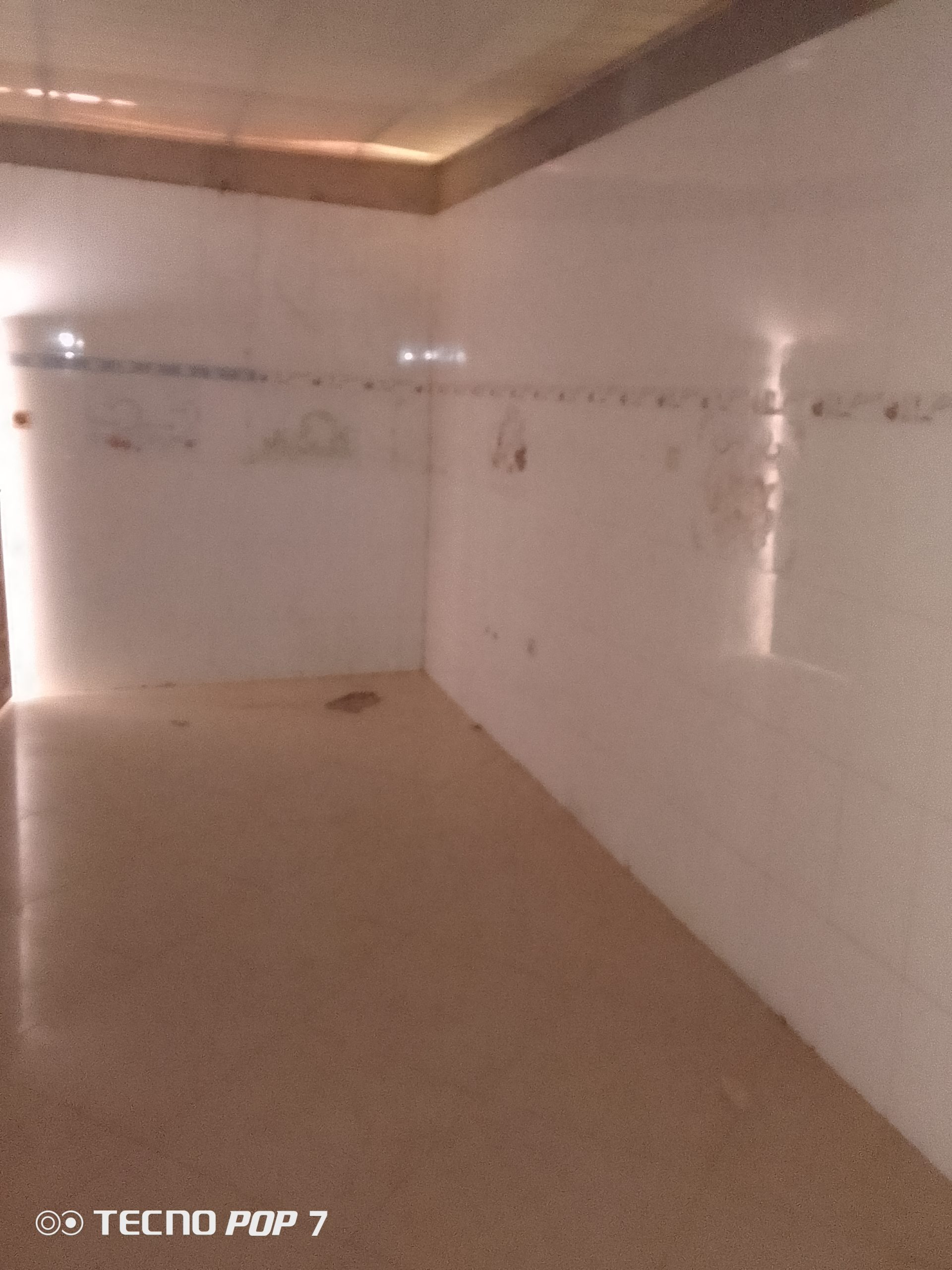 VENDE-SE ESTA CASA NO BAIRRO CAMAMA