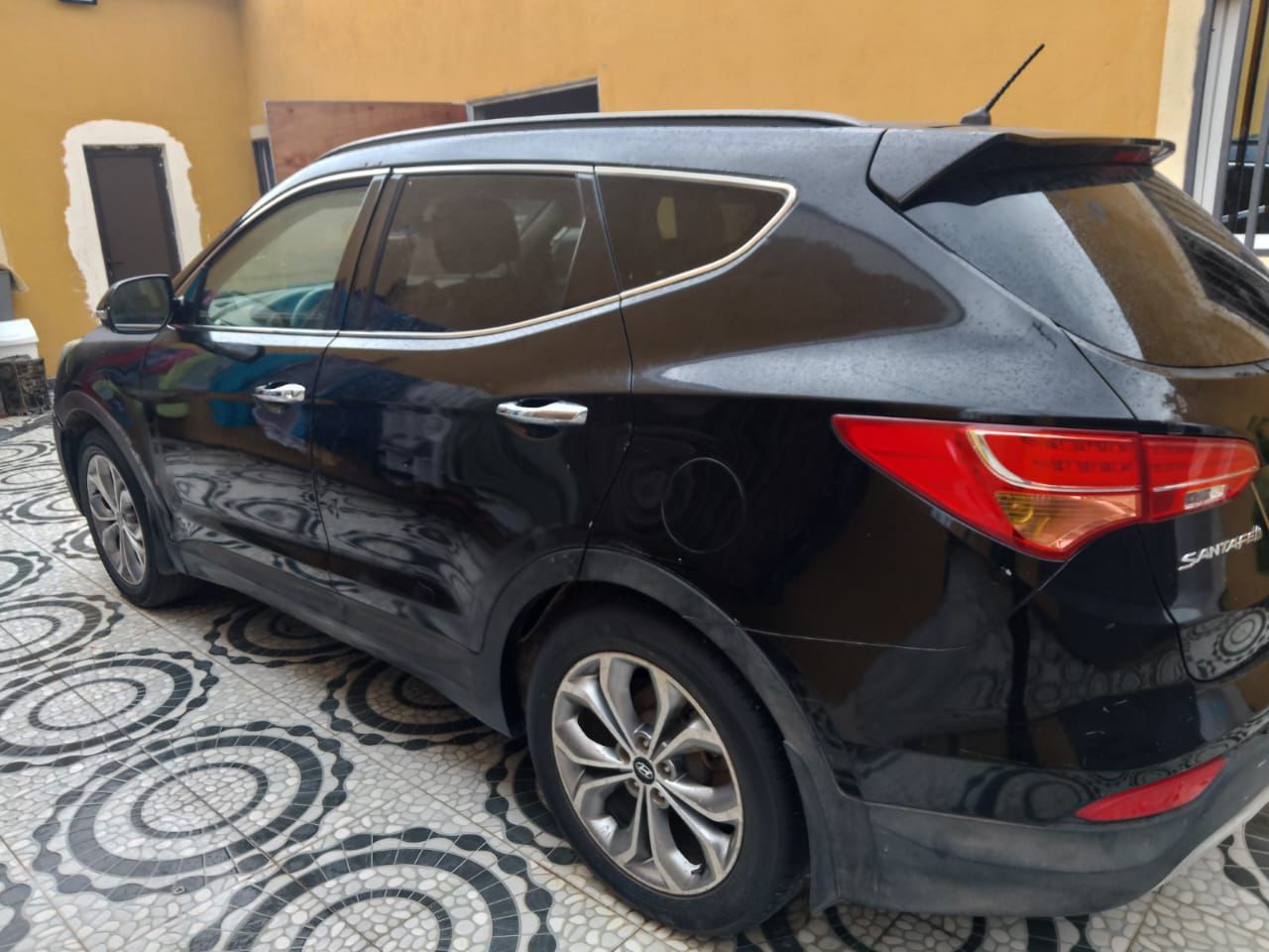 đźš— Hyundai Santa FĂ© 3.3 – AMARRO URGENTE