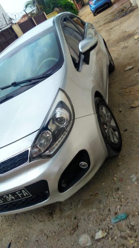 🚗 KIA RIO