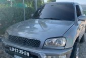 🚗 Toyota RAV4 Desportivo