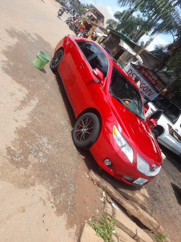 Screen Toyota Camry for sale call 07015691309 Anambra state Nnewi