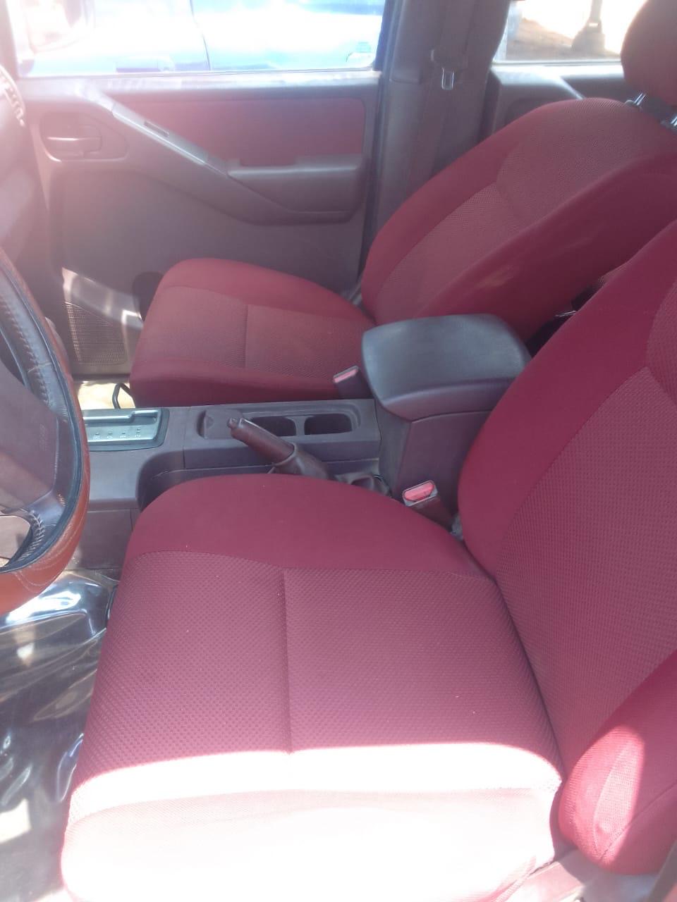 AMARRO LIMPO* *Nissan Navara*