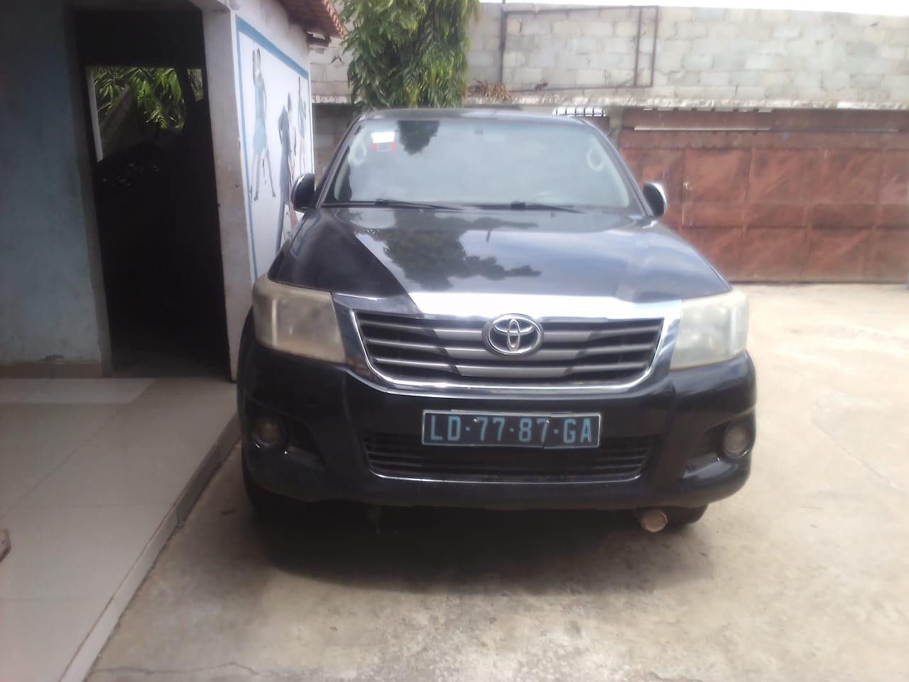 AMARRO TOYOTA HILUX GASOLINA