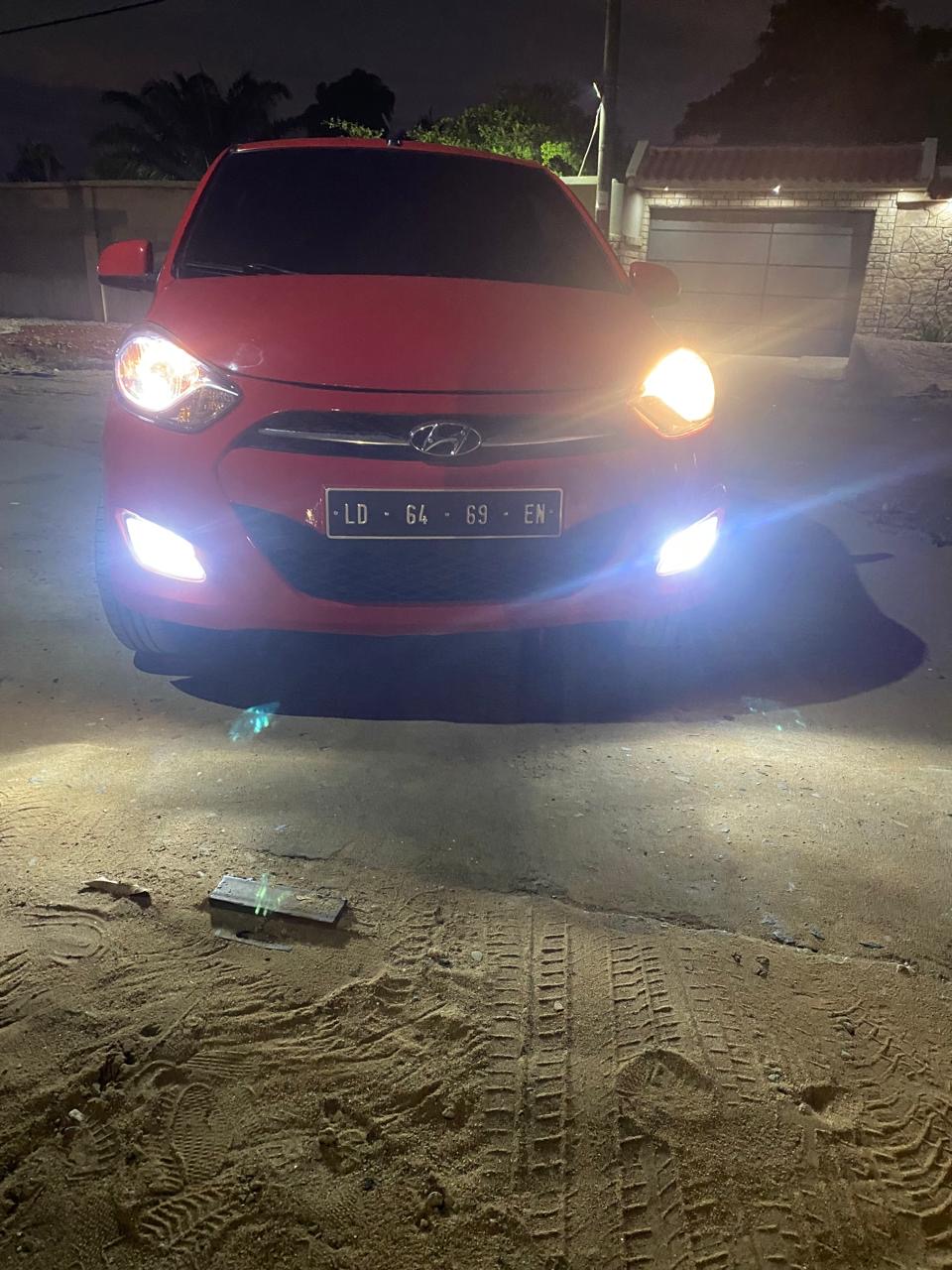 Dono baixo o preço HYUNDAI I 10