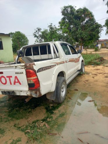 TOYOTA HILUX 5L*