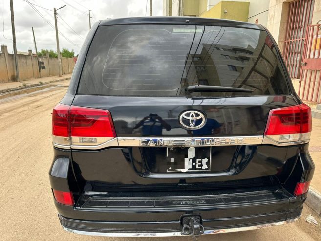 AMARRO* Land Cruiser GXR
